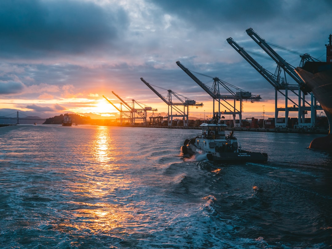 oil-rigs-on-body-of-water-dasq9zhroxy